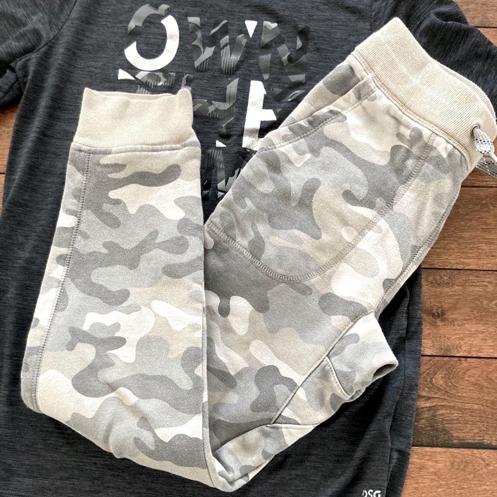 Boys camo sweatpants